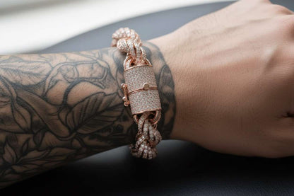 Rose 🌹 woven bracelet